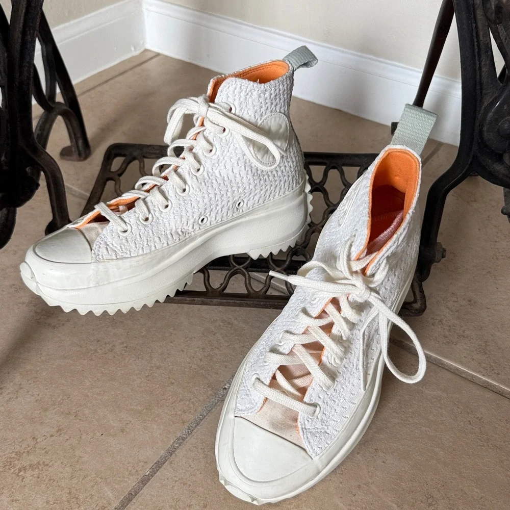 Converse Chuck Taylor White HighTop Sneakers Platform Women Size 8 Men’s Siz.6.5